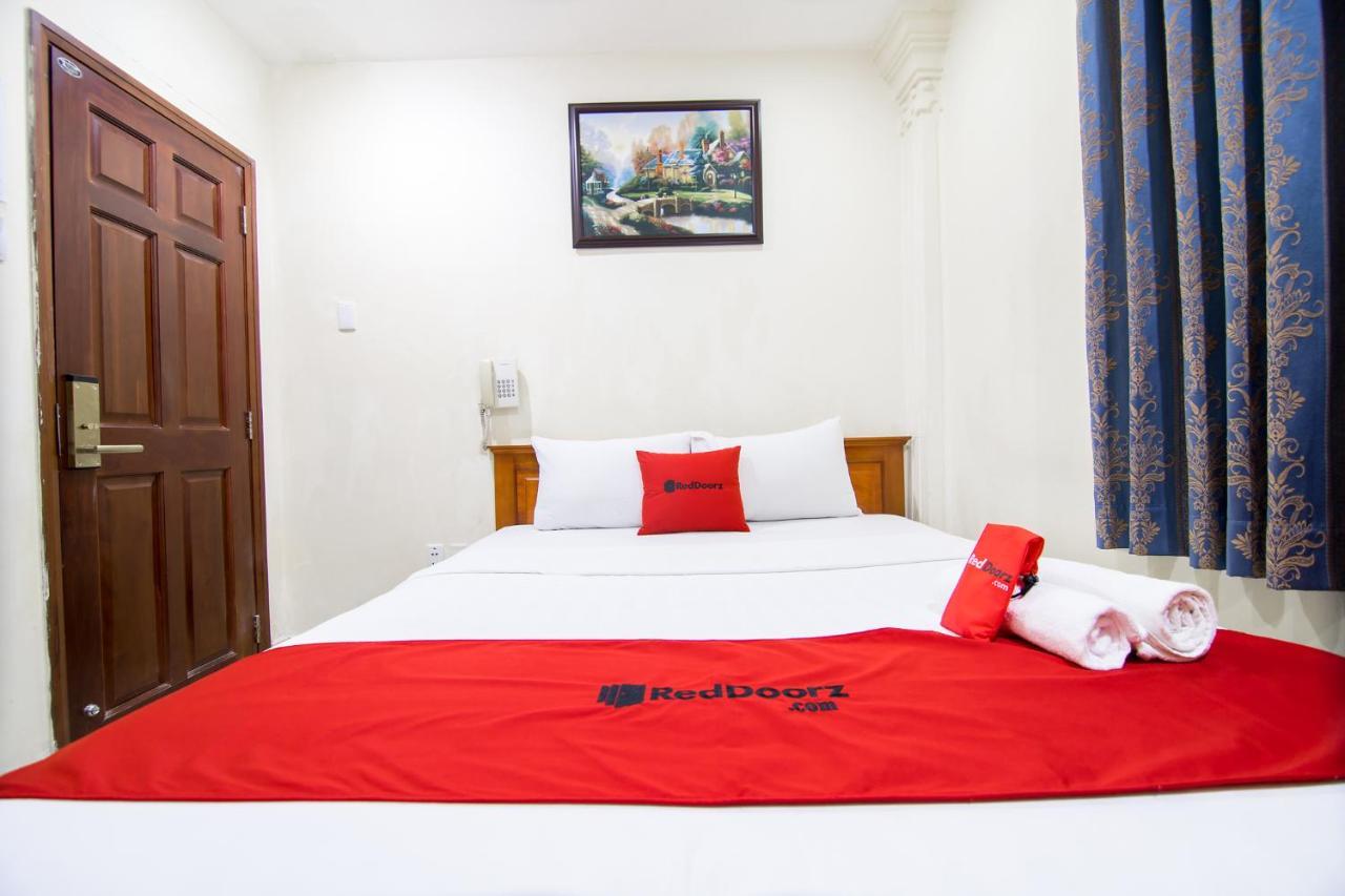 Reddoorz Plus @ Pham Ngu Lao 2 Ho Chi Minh City Exterior photo
